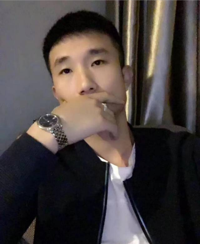 明冠语云